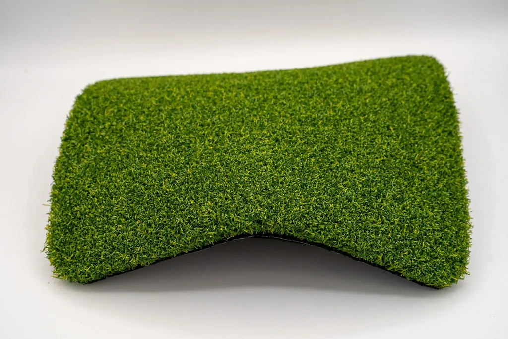 Crown Putt artificial turf detail