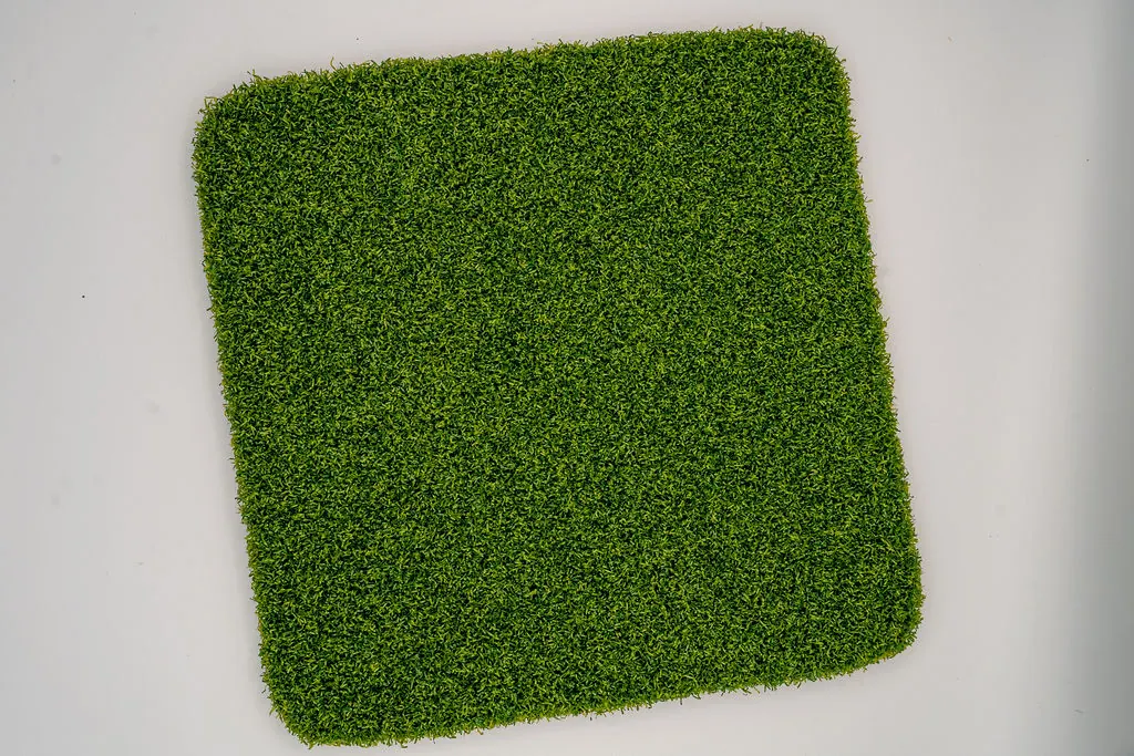 Crown Putt artificial turf detail