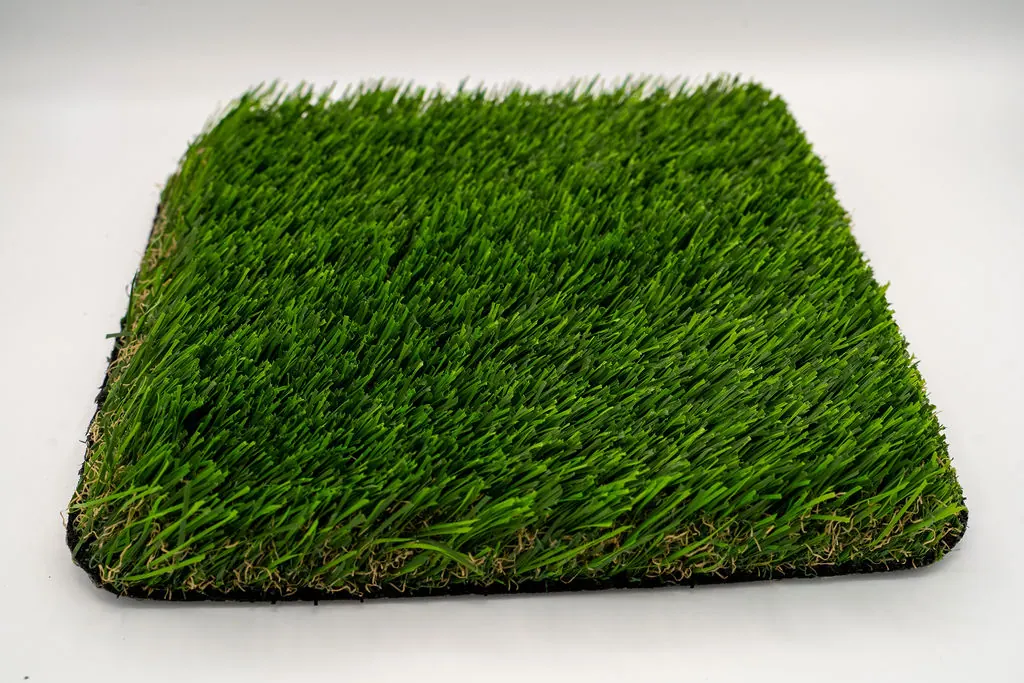 Regent 100 artificial turf